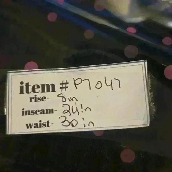 P7047 bdg  black zipper pocket  straight leg jeans  size 30 - Picture 8 of 8